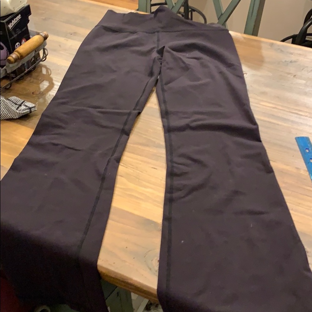 Women’s Lululemon Black Athletic Pants